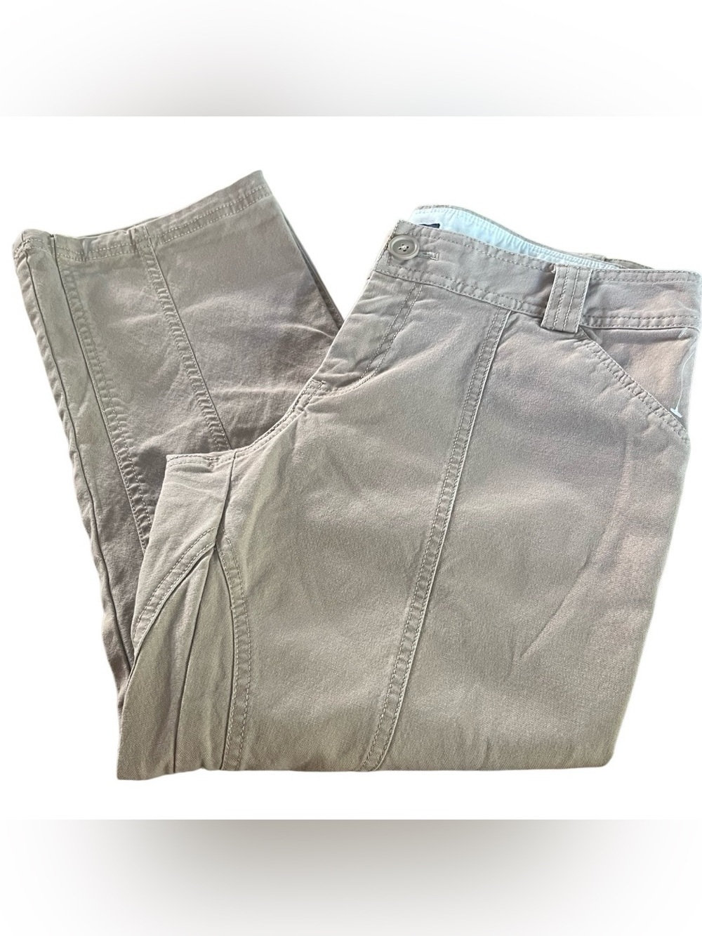 GAP Women's Ankle Cropped Pants in Light Tan